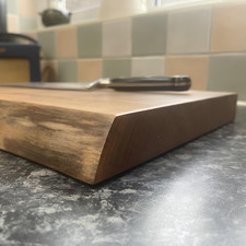 Live Edge Oak Chopping Board