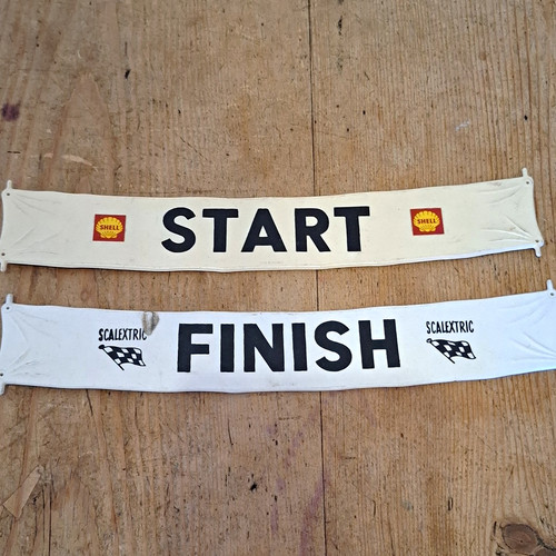 Scalextric start finish - &,
