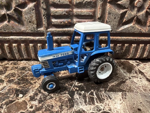 Ford farm tractor 1 64 - tractor, 1/64