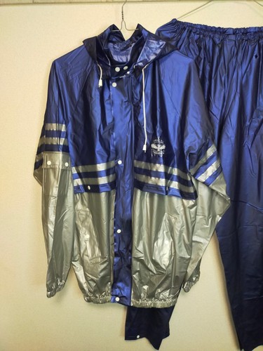 Rare retro navy and - silver, 3l