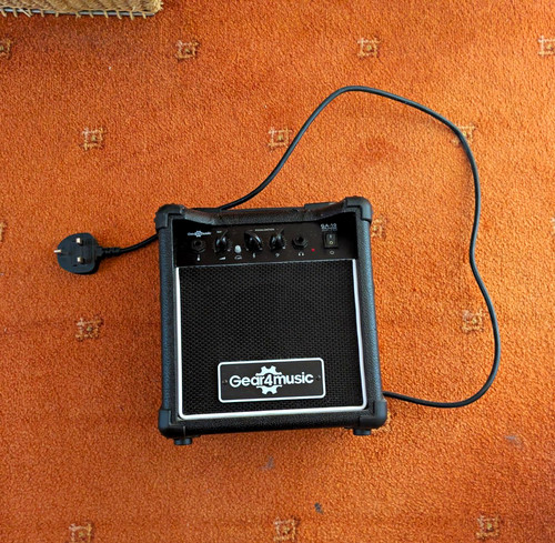 Gear4music 10w solid - 10w,