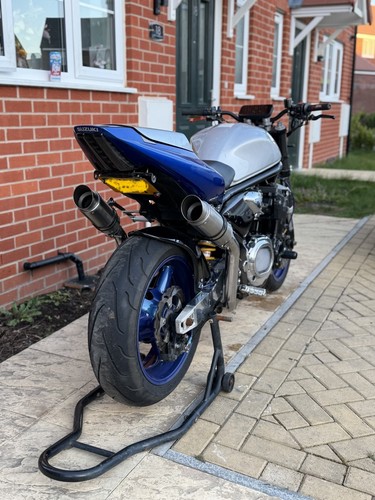 Suzuki gsf bandit 600 - suzuki,