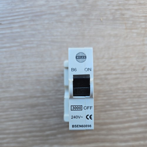 Wylex mcb push plug in - plug,