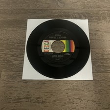 KITTY WELLS GONNA FIND ME A