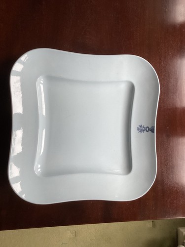 Vintage large blue dinner - large,