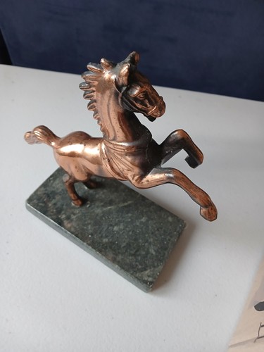 Rearing metal horse stand - rearing,