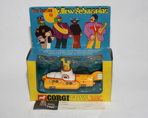 Corgi 803 yellow submarine - 803,