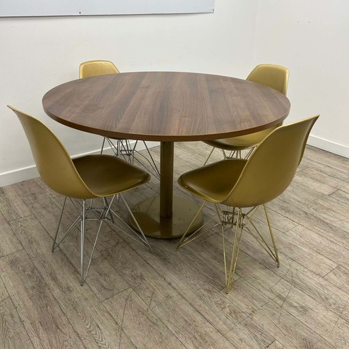 Set circular table - –,