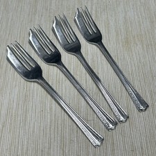 Vintage Pastry Forks X4