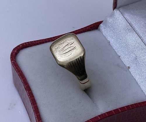 Vtg yellow 9ct gold - yellow,