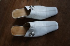 Ladies Pierre Cardin white leather heeled mules shoes size 7 used (see notes)