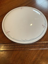 ROYAL DOULTON CARNATION CAKE STAND/PLATTER