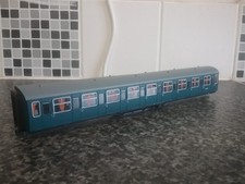 OO GAUGE HORNBY BLUE COACH VGC SPARES OR REPAIRS