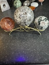 Crystal 3 Spheres On Golden