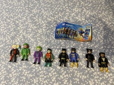 8 Playmobil DC Kinder Egg