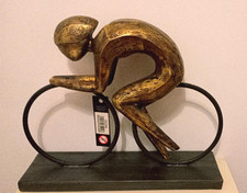 Gold cylist on bike ornament (J-line Belgium)