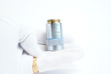 Leitz Leica Microscope