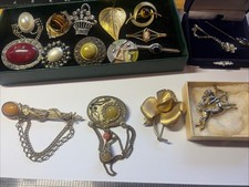 Job Lot 17 Vintage/Antique/Modern Costume Jewellery Brooches