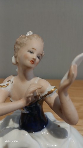Wallendorf porcelain figurine - wallendorf,