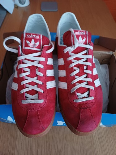 Adidas napoli bnwt - napoli, 7-5