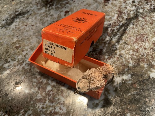 Vintage tuttle mouse - tuttle’s,