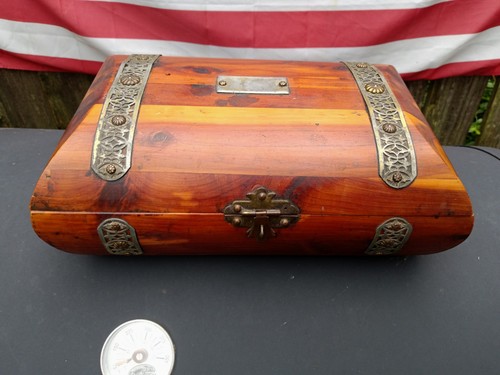 Vintage cedar chest with - cedar,
