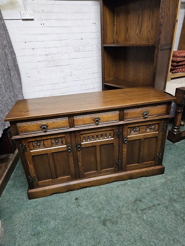 Old charm furniture oak - charm,