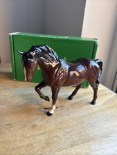John Beswick figurine brown gloss porcelain horse "Jogging Mare" model no. H855