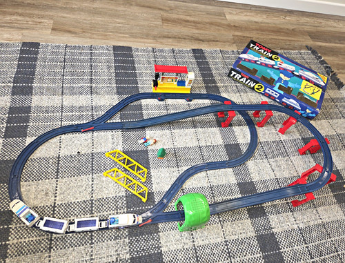 Tomy train pre - tomy, pre-school