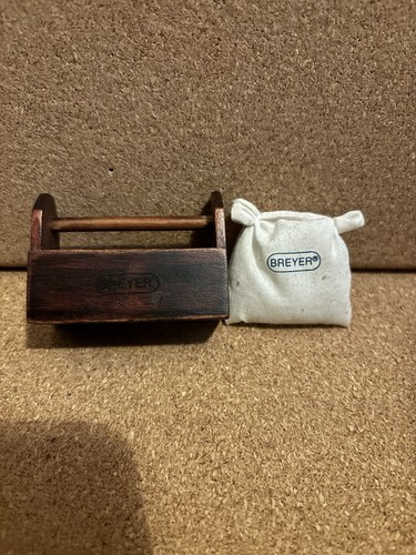 Breyer wood box and - box, feed