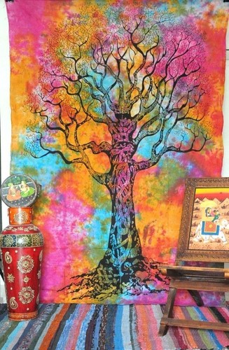 Large tree life wall - tree,