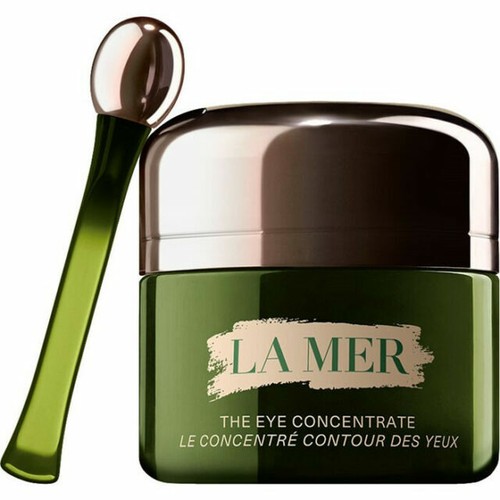 Mer the eye - eye, concentrate