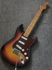 Fender deluxe roadhouse stratocaster 2008 custom shop pickups