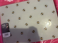 Bee Chopping board.