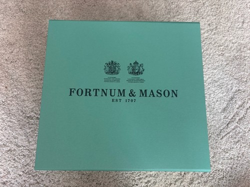 Fortnum mason empty - fortnum, hamper