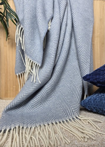 Wool blanket 100 - %, virgin