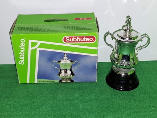 Boxed subbuteo set 61128 - subbuteo,