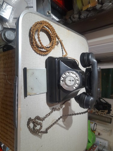 Gpo bakelite telephone - gpo,