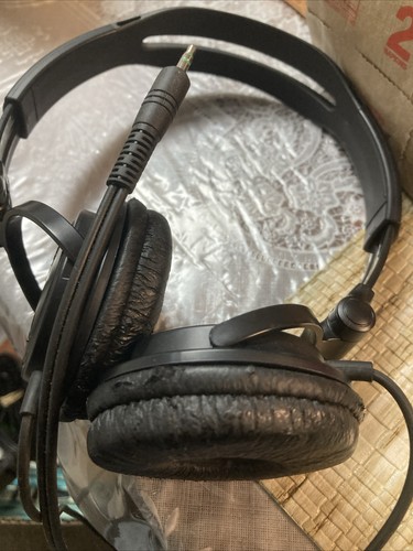 Sony mdr v150 ear wired - sony, on