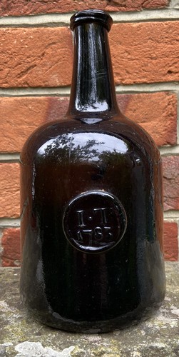Rare english sealed - dated, wine