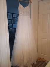 Beautiful Wedding Dress , New Never Worn