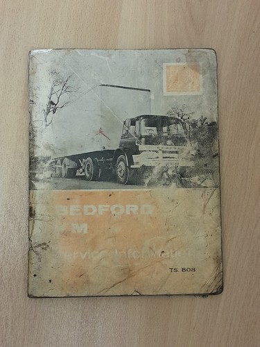 Bedford vintage manual - bedford, km