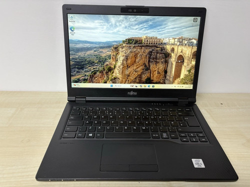 Fujitsu lifebook e5410 - fujitsu, 14"
