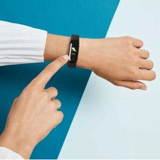 Black Niko Active Smart Watch  fitness tracker txt call alerts  HALF PRICE CLEAR