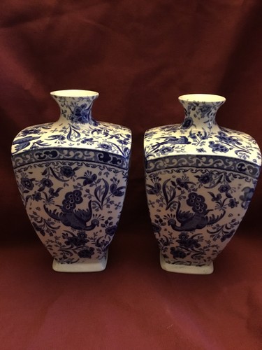 Beautiful pair vintage - beautiful,