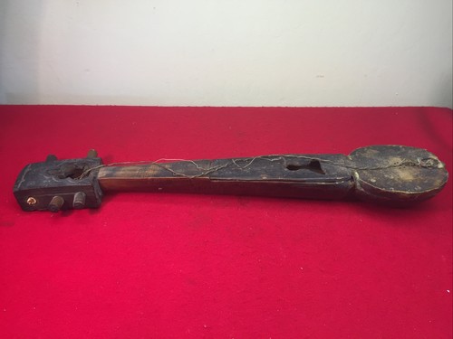 Antique primitive string - primitive, 6