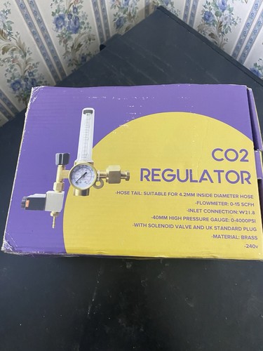 Co2 regulator with - co2,