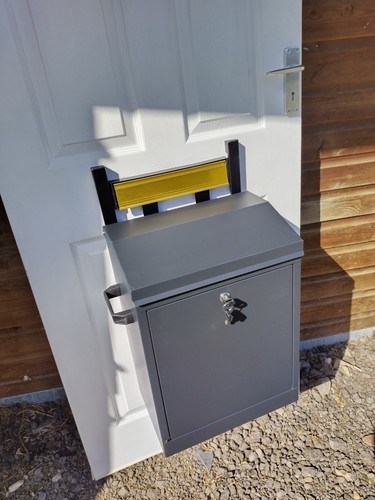 Portable parcel box door - parcel,