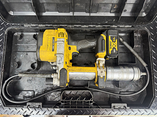 Dewalt dcgg571m1 18v ion - 18v, xr