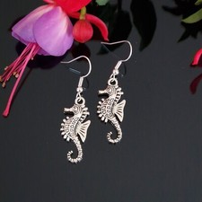 Dangle Drop Seahorse Sea Summer Beach Antique Silver Earrings (95)